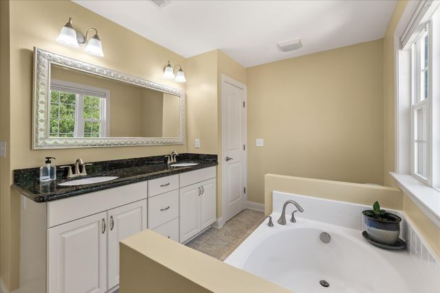 1904 Chestnut Oak Lane, Charleston, SC 29414