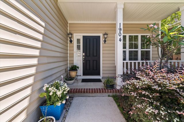 1904 Chestnut Oak Lane, Charleston, SC 29414