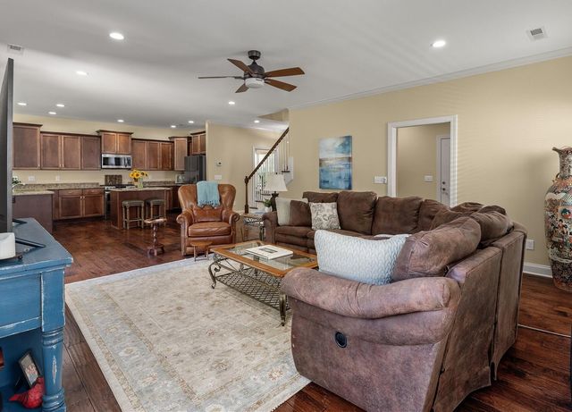 1904 Chestnut Oak Lane, Charleston, SC 29414