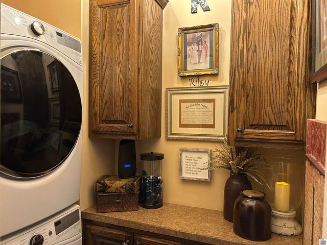 1208 Shelby McCallum Dr, Benton, KY 42025