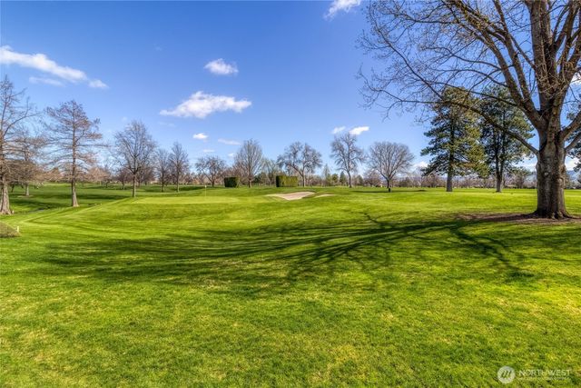 2245 Crosshaven Drive, Walla Walla, WA 99362