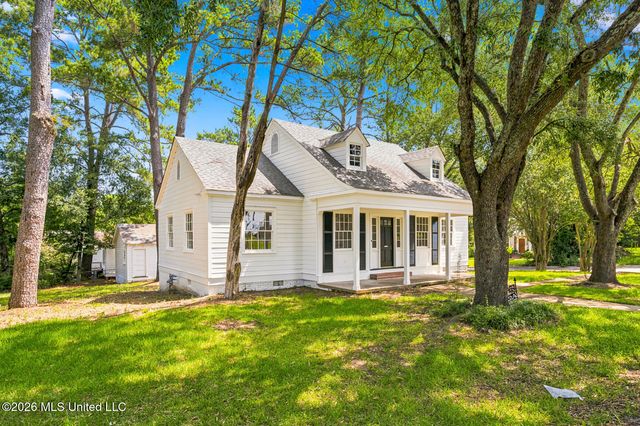 1224 E Fortification Street, Jackson, MS 39202