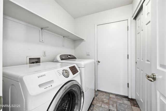 17743 Fossil Court, Reno, NV 89508