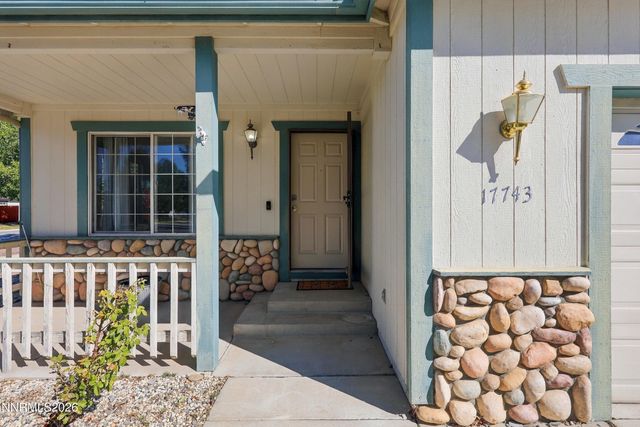 17743 Fossil Court, Reno, NV 89508