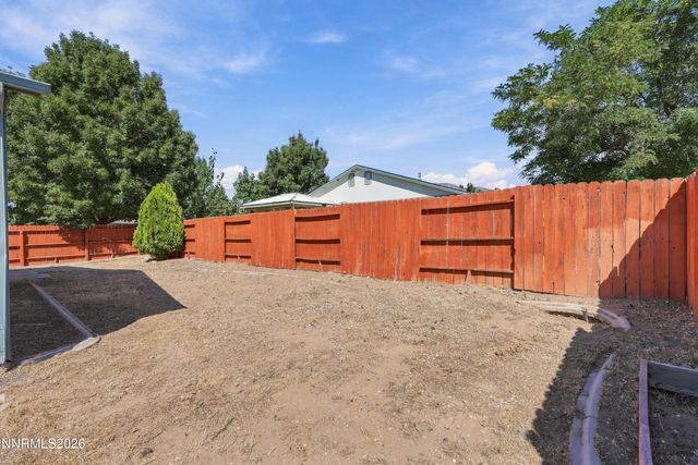 17743 Fossil Court, Reno, NV 89508