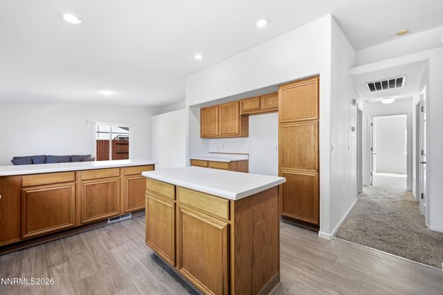 17743 Fossil Court, Reno, NV 89508