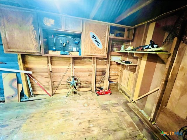 1506 Golf Course Road, Gatesville, TX 76528