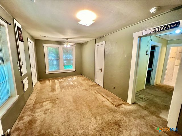 1506 Golf Course Road, Gatesville, TX 76528