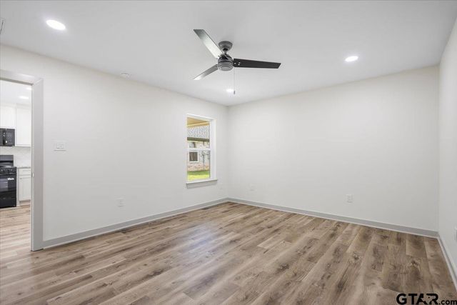 443 Harmony St., Tyler, TX 75702