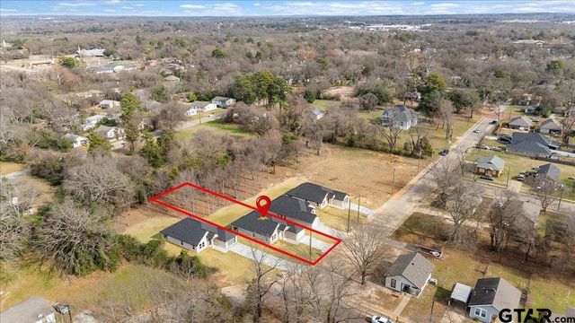 443 Harmony St., Tyler, TX 75702