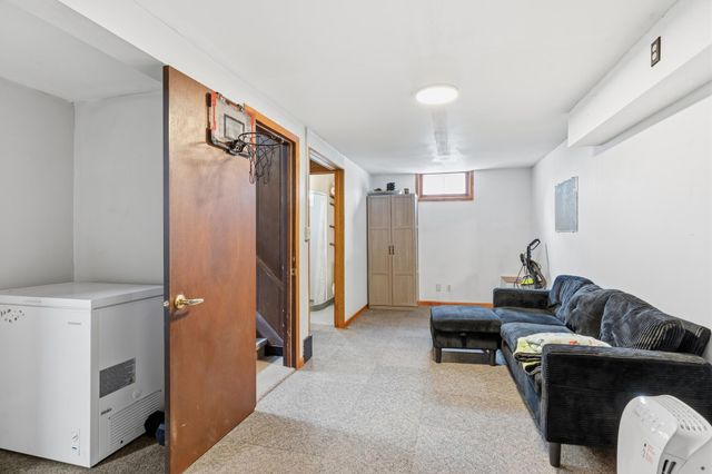 8519 Stevens Avenue S, Bloomington, MN 55420