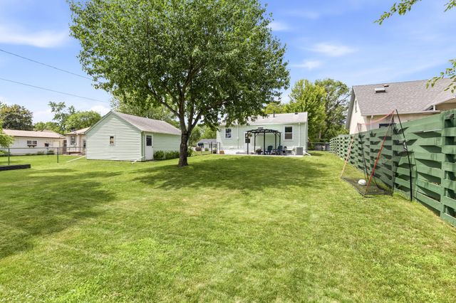 8519 Stevens Avenue S, Bloomington, MN 55420