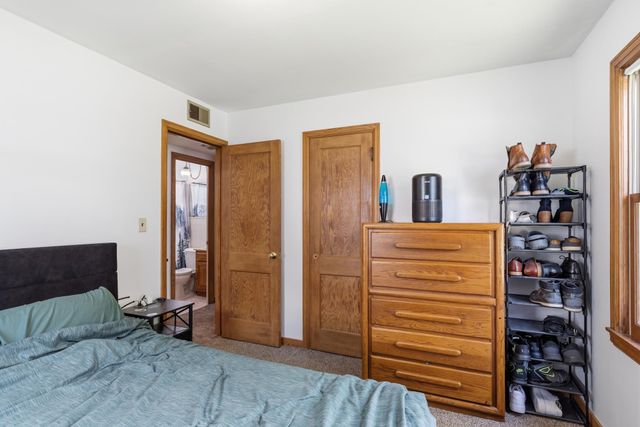 8519 Stevens Avenue S, Bloomington, MN 55420
