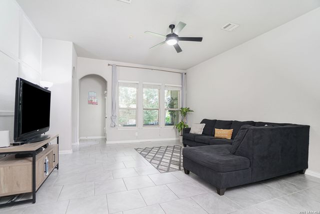 10309 Hoot Owl, Schertz, TX 78154