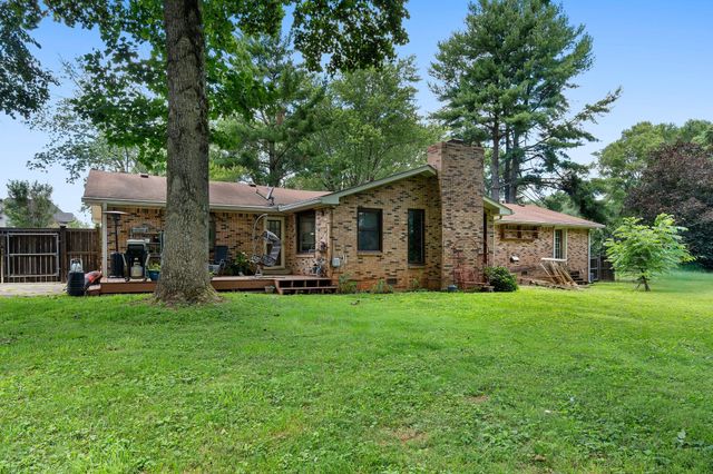 3524 Castlewood Ct, Murfreesboro, TN 37128