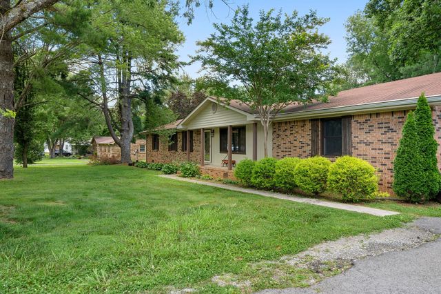 3524 Castlewood Ct, Murfreesboro, TN 37128