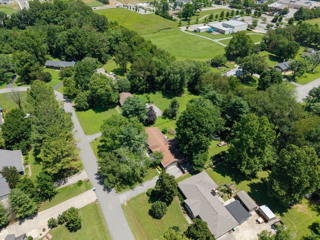 3524 Castlewood Ct, Murfreesboro, TN 37128