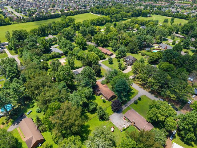 3524 Castlewood Ct, Murfreesboro, TN 37128