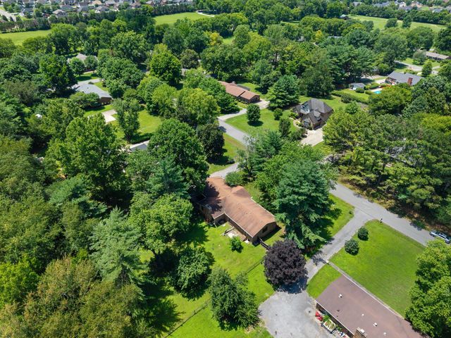 3524 Castlewood Ct, Murfreesboro, TN 37128