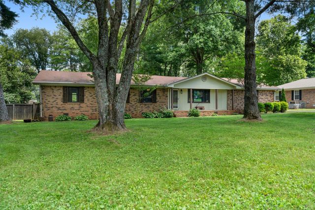 3524 Castlewood Ct, Murfreesboro, TN 37128
