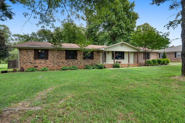 3524 Castlewood Ct, Murfreesboro, TN 37128