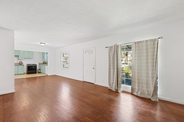 2248 Marconi Ave, Sacramento, CA 95821