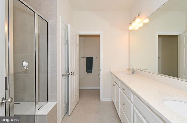 442 SANCTUARY CT, North Wales, PA 19454