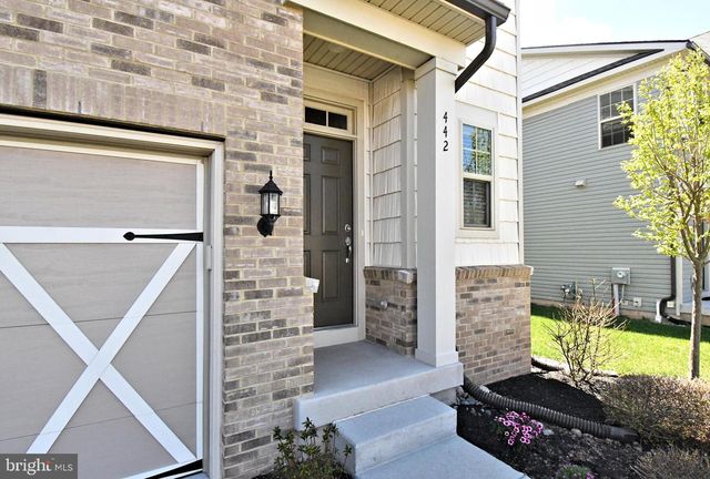 442 SANCTUARY CT, North Wales, PA 19454