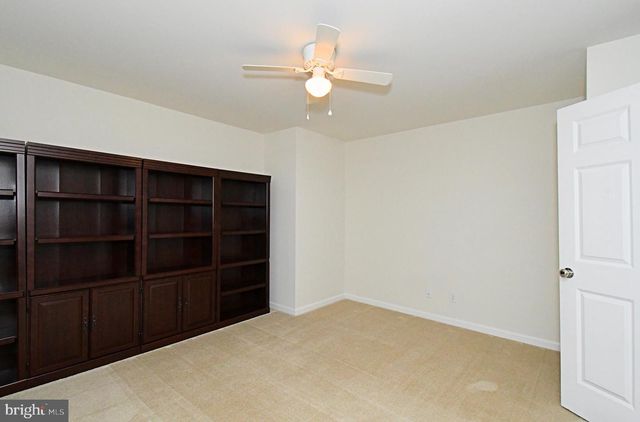 442 SANCTUARY CT, North Wales, PA 19454
