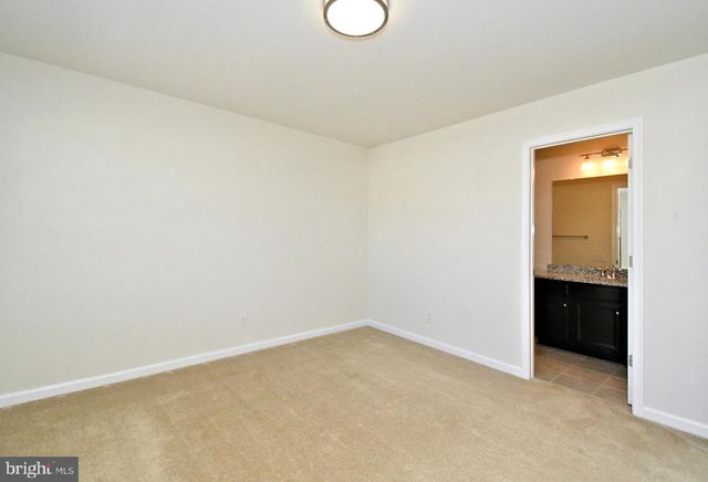 442 SANCTUARY CT, North Wales, PA 19454