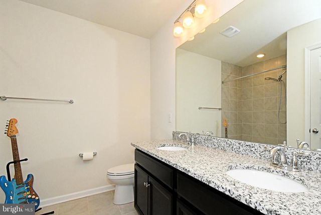 442 SANCTUARY CT, North Wales, PA 19454