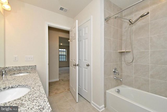 442 SANCTUARY CT, North Wales, PA 19454