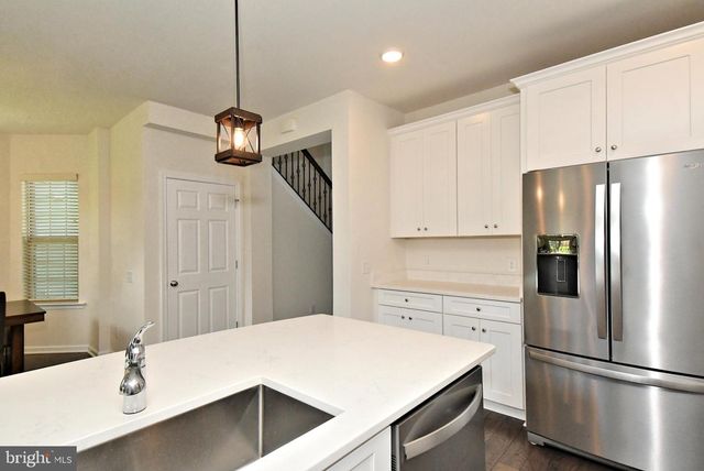 442 SANCTUARY CT, North Wales, PA 19454