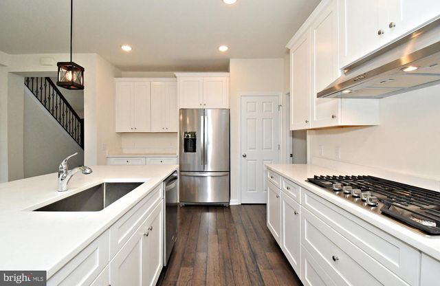 442 SANCTUARY CT, North Wales, PA 19454