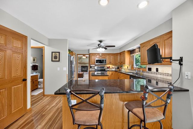 1008 Golfers Court SE, Rochester, MN 55904