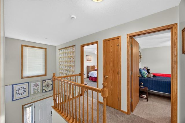 1008 Golfers Court SE, Rochester, MN 55904