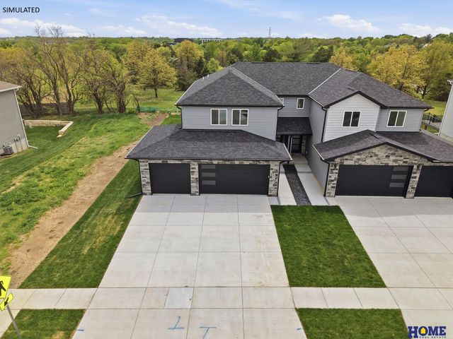 8846 Peregrine Road, Lincoln, NE 68505