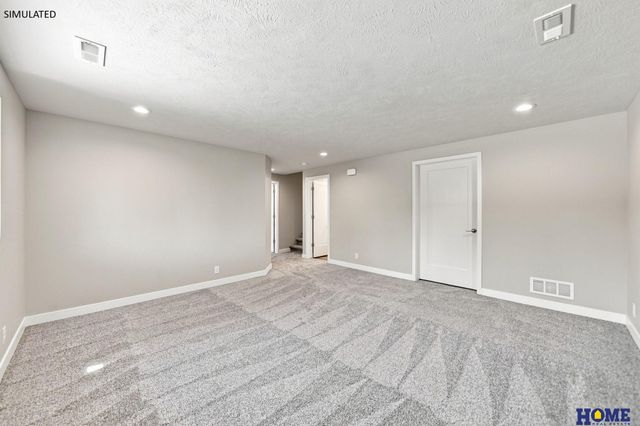 8846 Peregrine Road, Lincoln, NE 68505