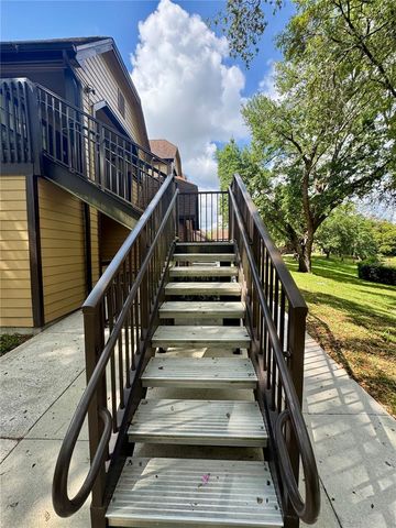 385 WOODSIDE DRIVE 201, Altamonte Springs, FL 32701