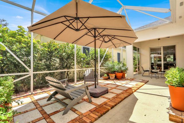 216 Juniper Way, Jupiter, FL 33458