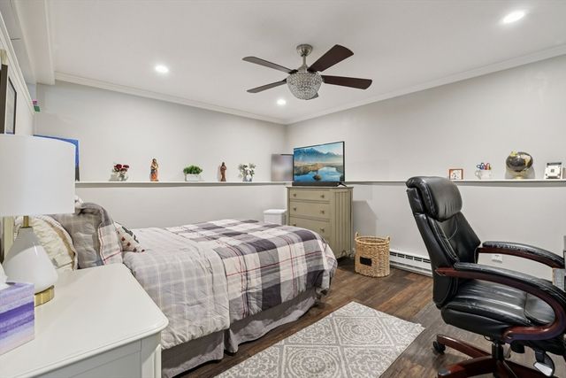 345 Raleigh Tavern Ln, North Andover, MA 01845