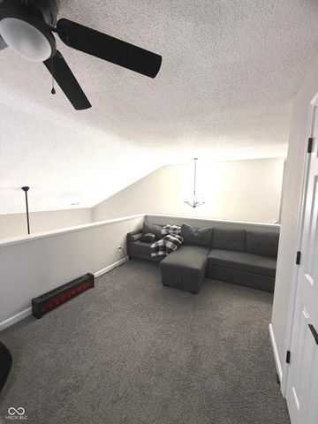 9665 Gull Lake Drive, Indianapolis, IN 46239