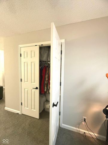 9665 Gull Lake Drive, Indianapolis, IN 46239