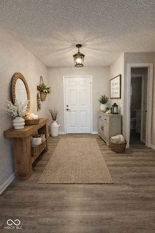 9665 Gull Lake Drive, Indianapolis, IN 46239