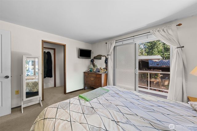 18216 77th Street E, Bonney Lake, WA 98391