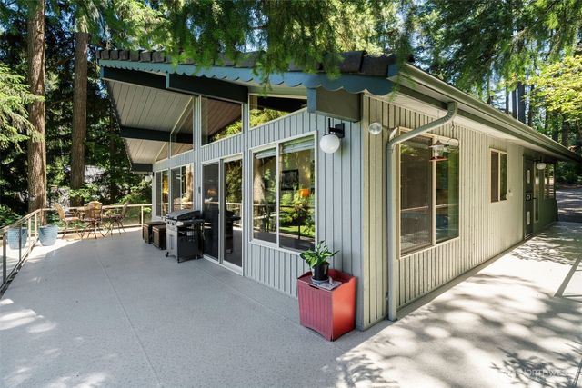 18216 77th Street E, Bonney Lake, WA 98391
