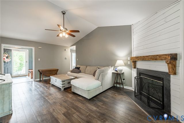 7932 Featherchase Ct, Chesterfield, VA 23832