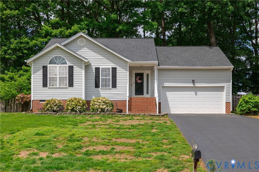 7932 Featherchase Ct, Chesterfield, VA 23832