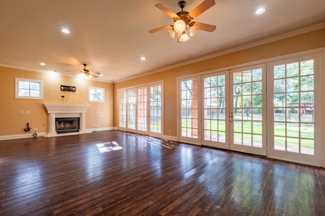 240 Timberleaf Drive, Double Oak, TX 75077