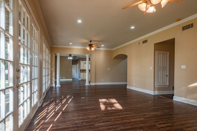 240 Timberleaf Drive, Double Oak, TX 75077